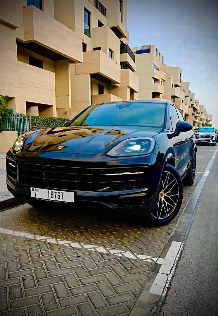 Porsche Cayenne 2025 3